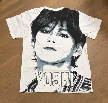 treasure 요시 얼굴 T