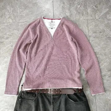 archive rib v neck long sleeve tee y2k 3