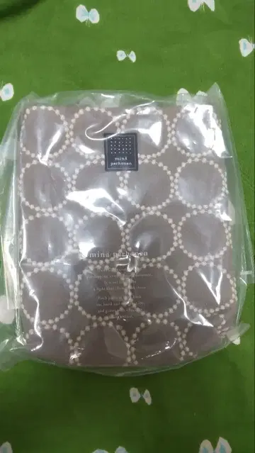 미나 페르호넨 mina perhonen 토스트백 그레이 탬버린