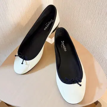 레페토 발레 슈즈 24.5cm 크림 블랙 플랫 펌프스 새상품급