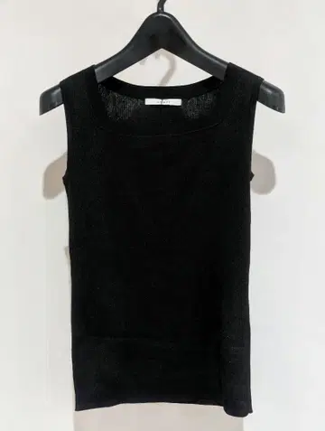 ANAYI 아나이 아세테이트 폴리에스테르 스퀘어 풀오버