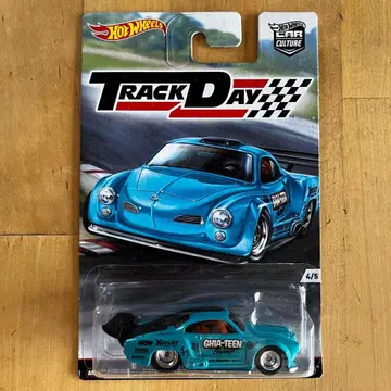 HOT WHEELS VOLKSWAGEN KARMANN GHIA
