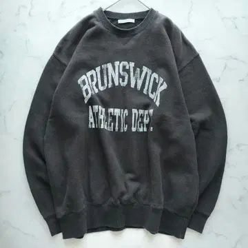 저널 스탠다드 페이드 로고 맨투맨 블랙 최근 모델