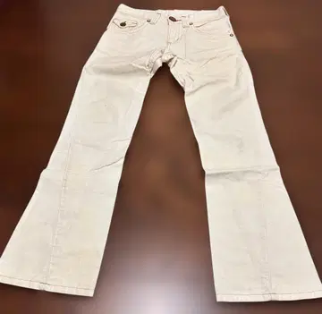 EDWIN 화이트 부츠컷 데님