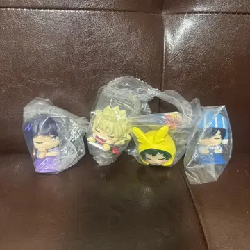 히로아카 오네무탄 미도리야 이즈쿠 바쿠고 카츠키 지로 쿄카 이이다 텐야