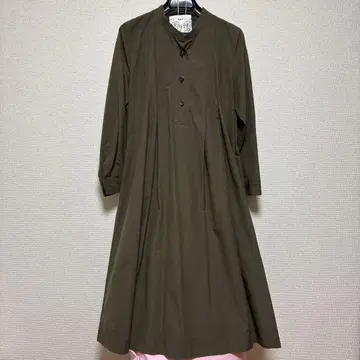 마가렛호웰 카키 원피스