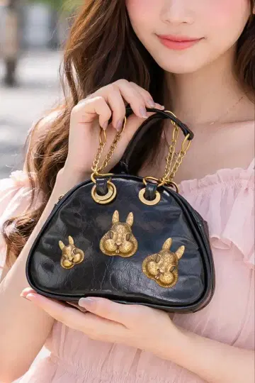 토끼 금장 장식 핸드백 블랙 골드 화려한 하라주쿠 스타일 vintage풍