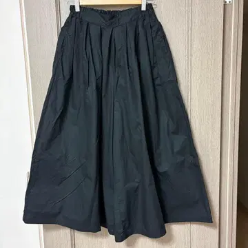 미즈이로 인드 와이드 팬츠 블랙 컬러 사이즈 2