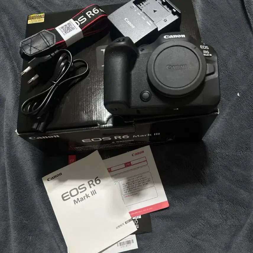 캐논 EOS R6 Mark III 풀박스