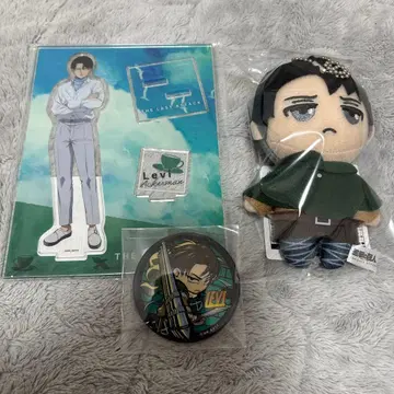 리바이 아크릴 스탠드 봉제 인형 캔뱃지