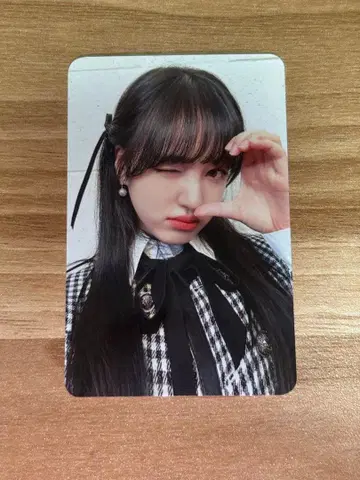 IVE THE PROM QUEENS 본국 트레이딩 카드 리즈