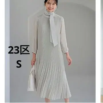 [새상품] 샤이니 암젠 플리츠 원피스 S 긴팔 원피스