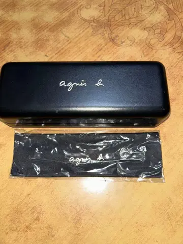 아네스베 안경 케이스 블랙 안경닦이 포함