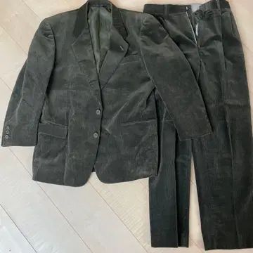 니딕 벨벳 코듀로이 수트 올리브 그린 셋업