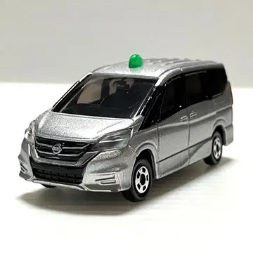 토미카 닛산 세레나 신칸센 선도차