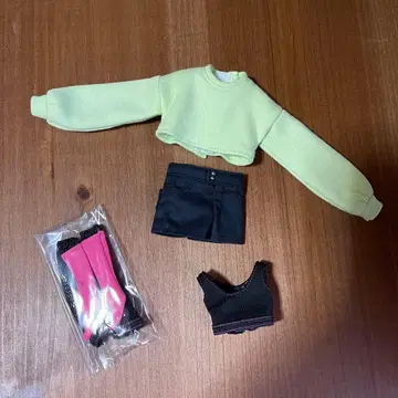 세키구치 momoko GIRL POP 라임 캣 아웃핏만