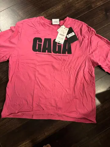 레이디 가가 ZARA GAGA 핑크 반팔 티셔츠