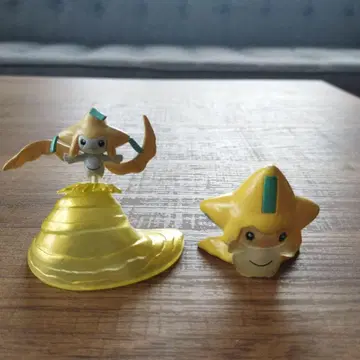 레어 지라치 피규어 2개 포켓몬