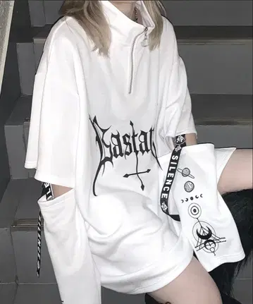 MAROCORE 마로코아 소매 프린트 페이크 레이어드 하프 지퍼 롱 T