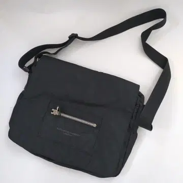 KATHARINE HAMNETT LONDON 숄더백