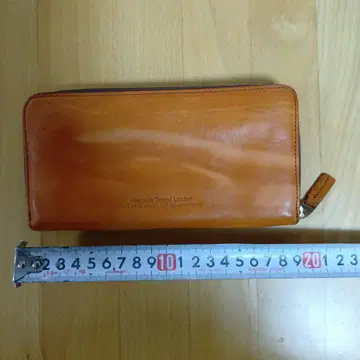 캐서린 햄넷 KATHARINE HAMNETT 장지갑