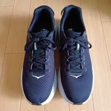 호카 HOKA 러닝화 린콘