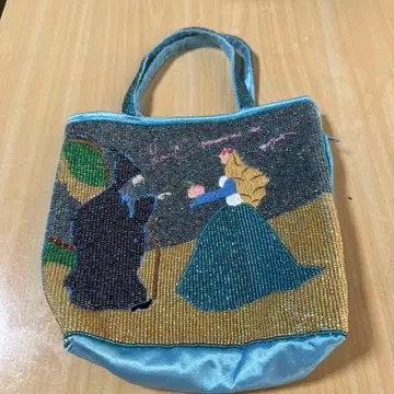 비즈 자수 핸드백 백설공주와 다람쥐