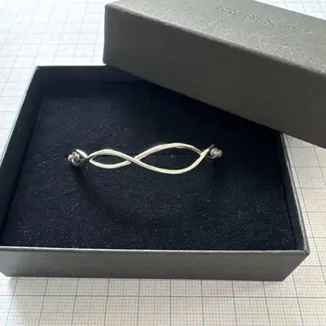 가격 인하 북유럽, 쿠라시노 도구텐 흔들리는 수면 모티브의 팔찌