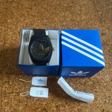 adidas Originals 블랙 골드 로고 손목시계