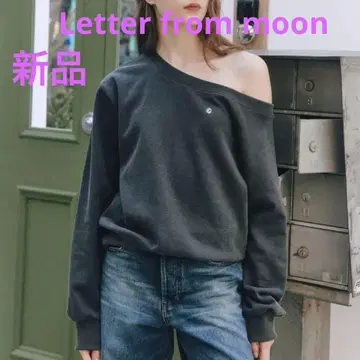 [ 새상품 ] Letter from moon 오프숄더 맨투맨 그레이