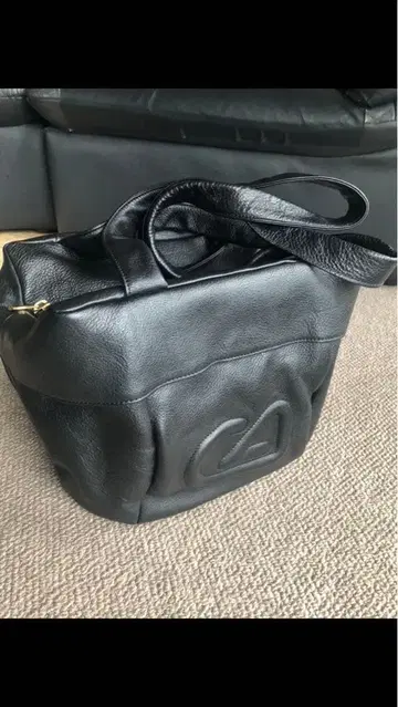 CATIART 천연 가죽 숄더백 made in ITALY