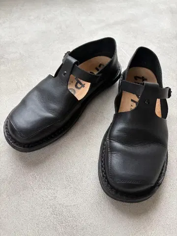 trippen (트리픈) Walker 가죽 T스트랩 신발 37