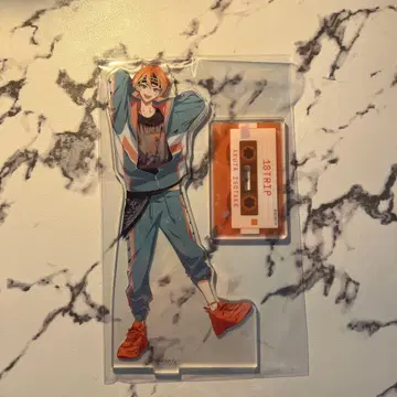 18TRIP 에이트리 이소타케 아쿠타 아크릴 스탠드