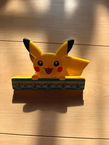 피카츄 피규어 손바닥 사이즈