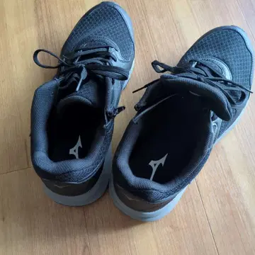 Mizuno 러닝화 블랙