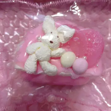 새상품 kikisquishy 토끼 케이크 L 사이즈 스퀴즈 MOMO