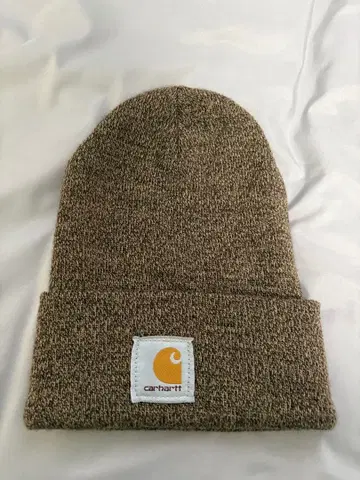 Carhartt 브라운 니트 모자