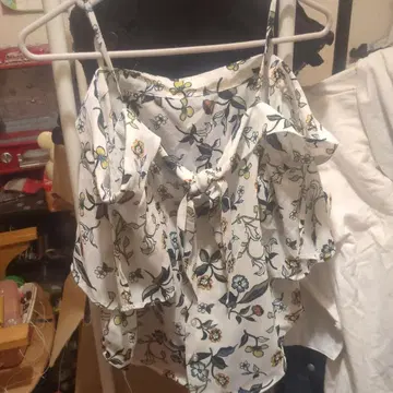 MURUA 꽃무늬 오프숄더