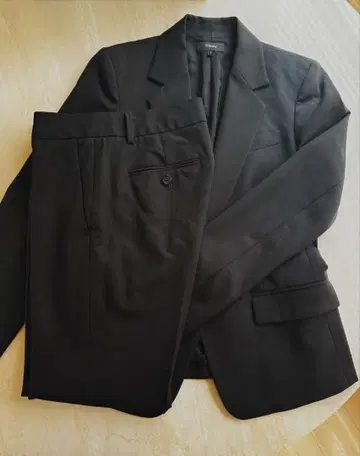 Theory 수트 셋업 블랙 M/L