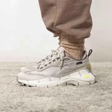 새상품 지그 키네티카 2.5 엣지 (문스톤/아쉬) 28cm