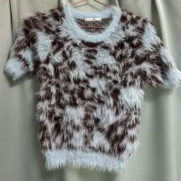 SLY (슬라이) FRIZZY LEOPARD TOPS 니트