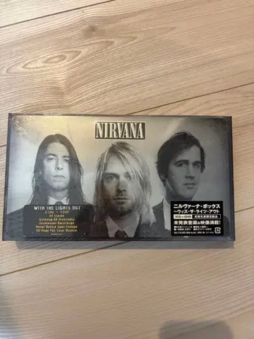 NIRVANA WITH THE LIGHTS OUT 박스 세트 미개봉
