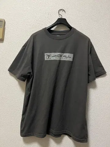 쟈칼 로고 프린트 반팔 T셔츠 /XL 차콜 낚시 JACKALL
