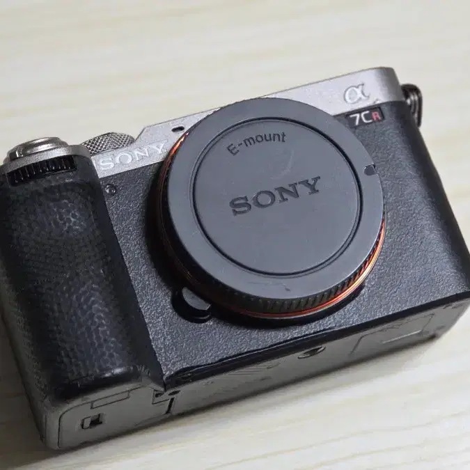 소니 a7cr 바디 실버 판매합니다 (보증26.12.19)