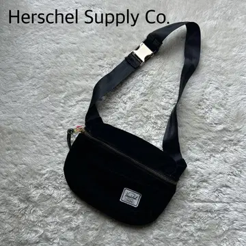 [ 새상품급 ] 허쉘 서플라이 바디백 웨스트 파우치 벨벳 블랙