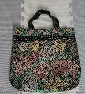 비즈 자수 꽃무늬 토트백