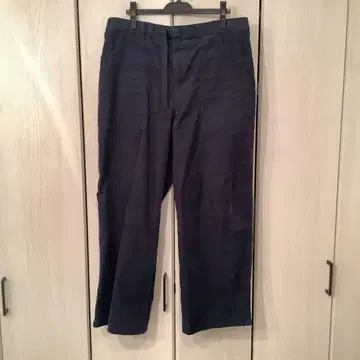 유니클로 JW ANDERSON 콜라보 코듀로이 워크 팬츠