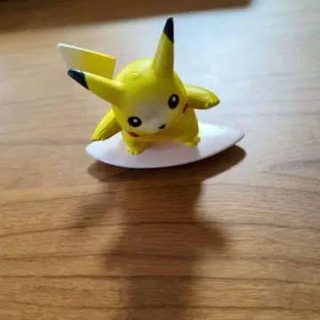 몬코레 닌텐도 초기 피규어 헤이세이 파도타기 피카츄