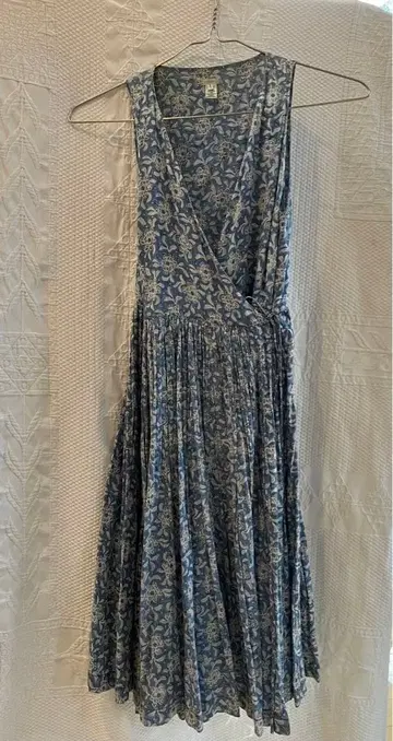 dosa 꽃무늬 슬리브리스 무릎 기장 원피스 사이즈 1