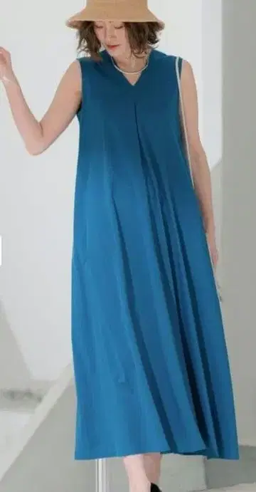 [ 23구 ] [ ONWARD ] 슬리브리스 원피스